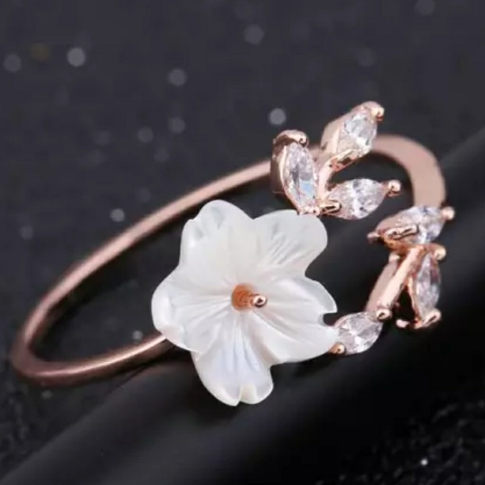 Rose Gold Flower Marquise Ring - Picture 3 of 6